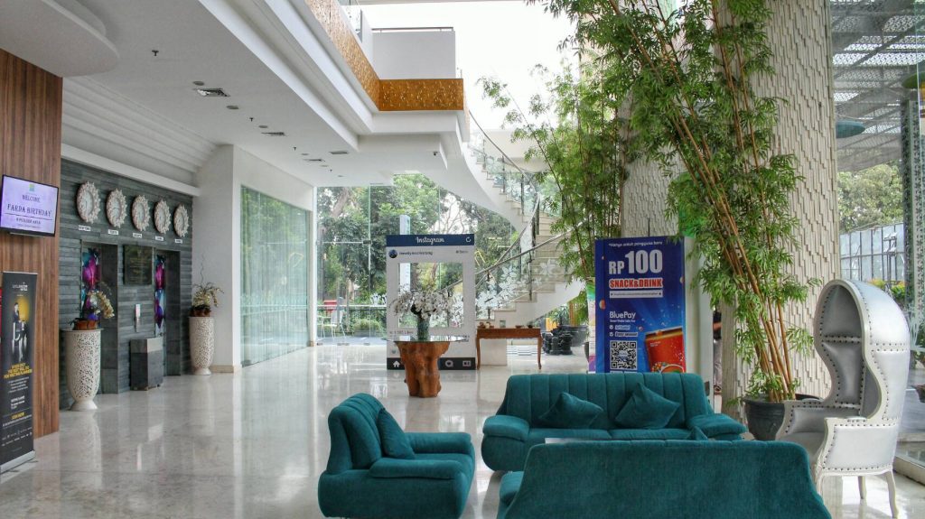 jajanbeken ibis styles cikarang room rate