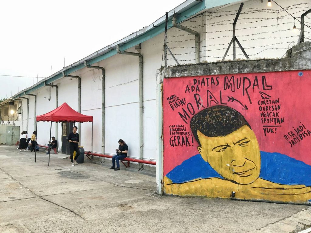 jajanbeken tempat makan murah jakarta